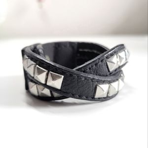 Studded wrist cuff bracelet